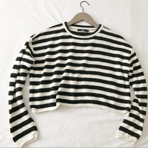 Sasa Sweaters - Black + White Stripe Cropped Sweater